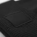 Mütze mit breitem Umschlag und ton-in-ton Patch - Bild 5
