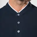 Polo mit Mao-Kragen und kurzen Ärmeln - Bild 3