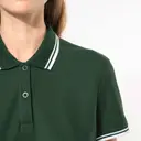 Polo mit kurzen Ärmeln und kontrastierenden Biesen - Bild 4