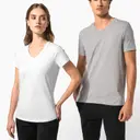 V-neck T-shirt with short sleeves - Image 21