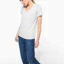 V-neck T-shirt with short sleeves - Image 5