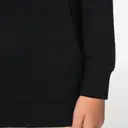 Sweatshirt mit kontrastierender Kapuze und Muster - Bild 10