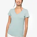 Ecoresponsibles T-Shirt mit V-Ausschnitt - Bild 1