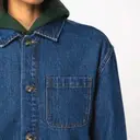 Ökologisch verantwortungsvolle Jeansjacke mit fallenden Schultern - Bild 7