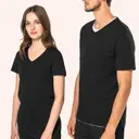 Supima® T-Shirt mit V-Ausschnitt und kurzen Ärmeln - Bild 11
