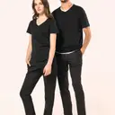Supima® T-Shirt mit V-Ausschnitt und kurzen Ärmeln - Bild 10
