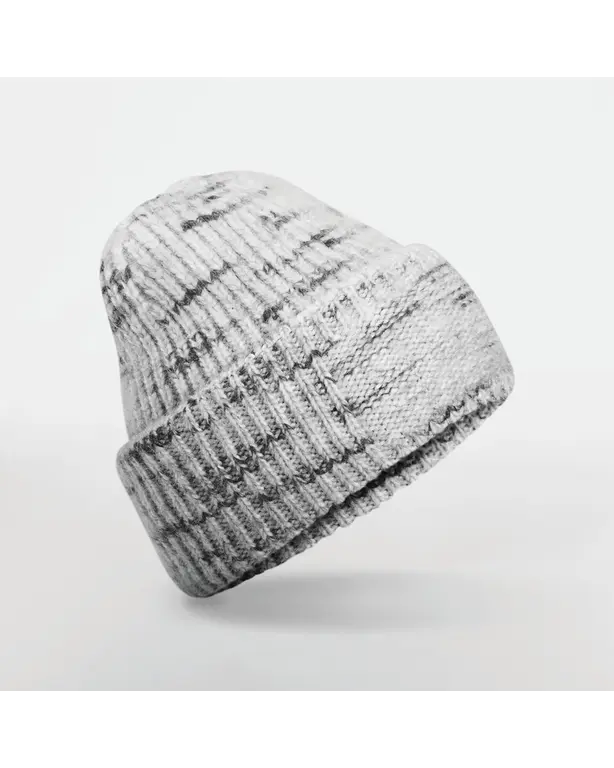 Bonnet met patch in grof breiwerk