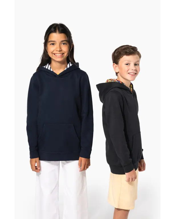 Sweatshirt mit kontrastierender Kapuze und Muster