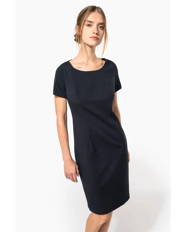 Kleid mit kurzen Ärmeln