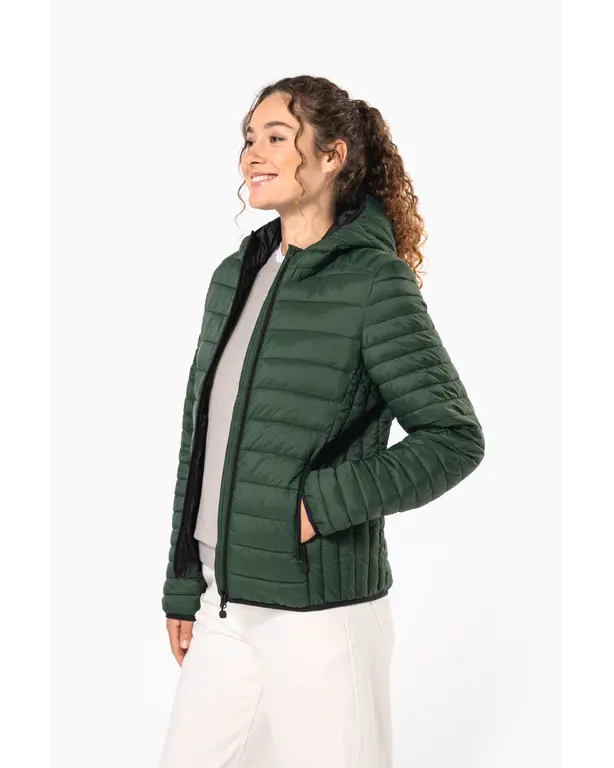 Leichte Steppjacke mit Kapuze