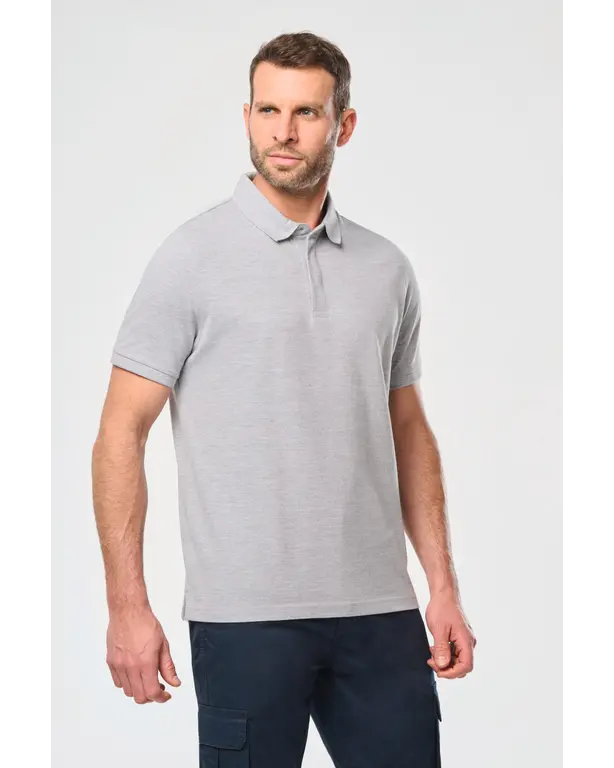 Polo mit Druckknopfkragen und kurzen Ärmeln