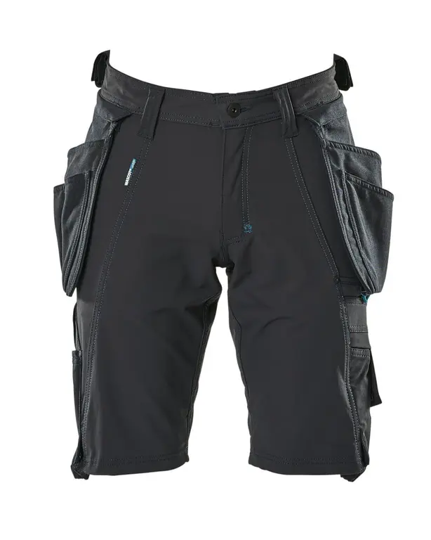 Short with floating pockets