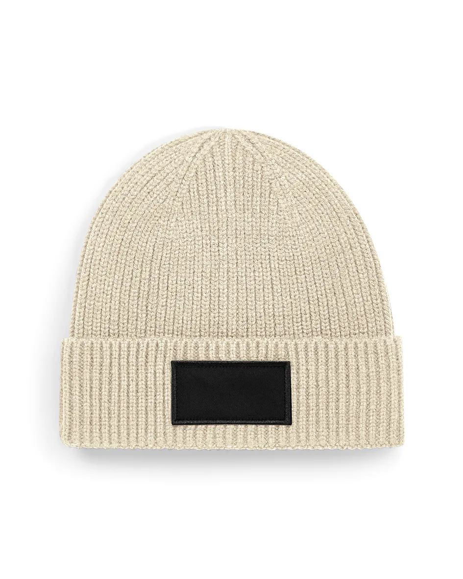 Trendige Patch-Mütze