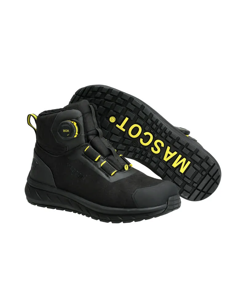 Safety boots, electrical protection